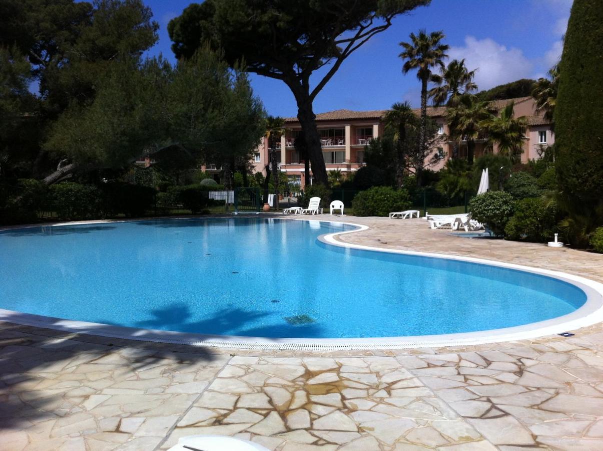T2 Vue Mer 50M De La Plage A Giens Hyères Exterior foto